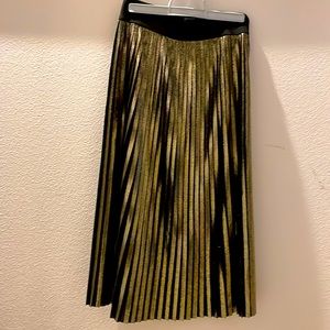 Gold skirt